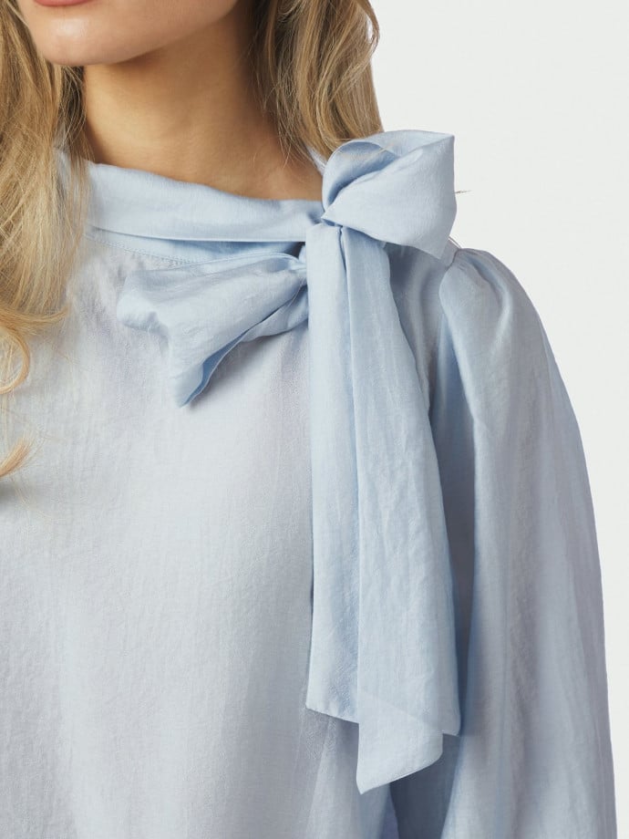 NEO NOIR BLUS SELENE CRISP LIGHT BLUE