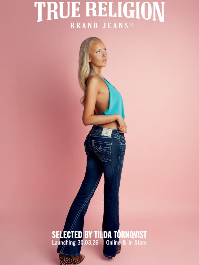 TRUE RELIGION JEANS -SELECTED BY TILDA TÖRNQVIST - JOEY FLARE BIG T FLAP STONE FOX