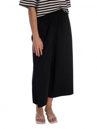 MY ESSENTIAL WARDROBE BYXA SUNNA BLACK