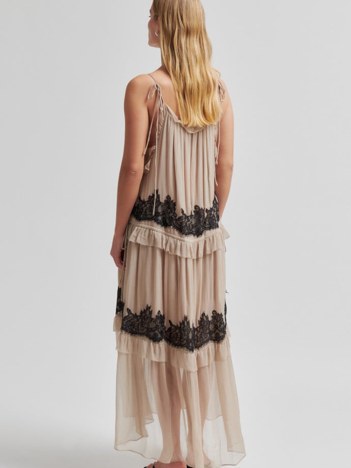 SECOND FEMALE KLÄNNING LYNDA MAXI PLAZA TAUPE