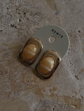 BOW19 DETAILS ÖRHÄNGEN EDEN STONE GOLD W MARBLE SAND