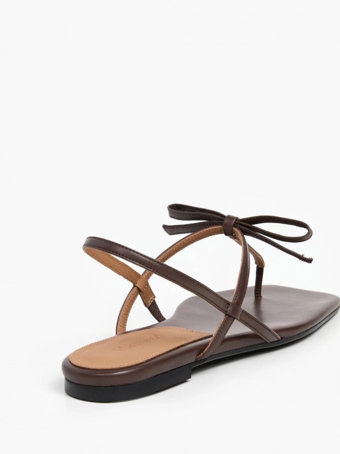 FLATTERED SANDAL SINA CHOCOLATE