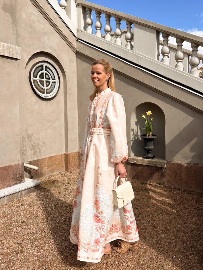 KLÄNNING PLACEMENT PRINT ELEGANCE BEIGE