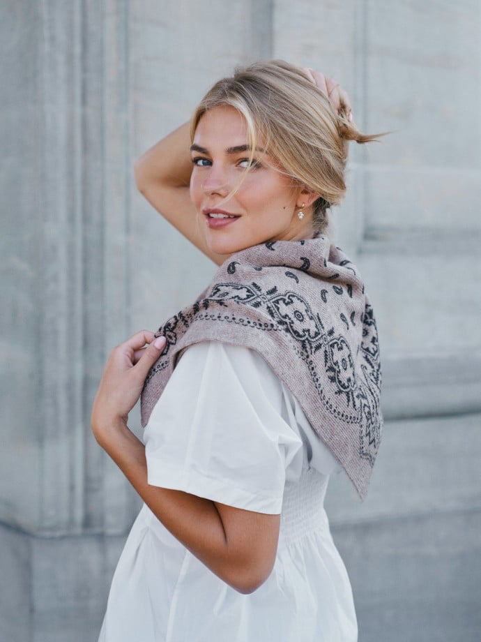 NEO NOIR SJAL ADELINA PAISLEY KNIT BEIGE MELANGE