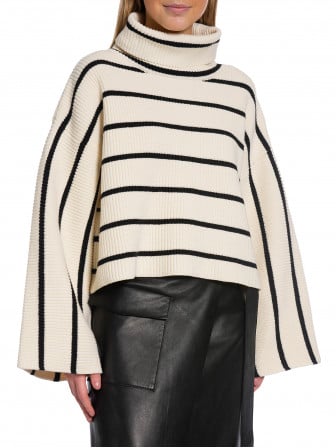 GESTUZ TRÖJA GEORGIA SHORT PULLOVER EGRET WITH BLACK STRIPES